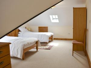 2 Sawmill Cottages