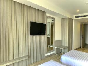 Mường Thanh Viễn Triều - Hồ Tiên Studio