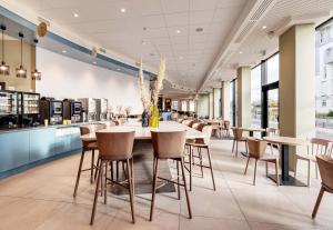 Hotels B&B HOTEL Lille Lillenium Eurasante : photos des chambres