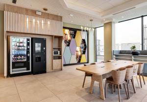 Hotels B&B HOTEL Lille Lillenium Eurasante : photos des chambres