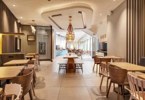 Hotels B&B HOTEL Lille Lillenium Eurasante : photos des chambres