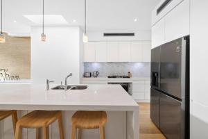 Walk to Waves - Bronte Stay