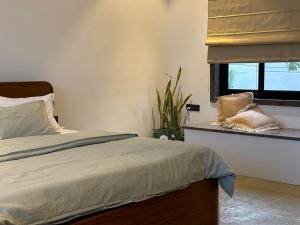 Soulmaker 4BR Villa in Hyderabad by Homeyhuts