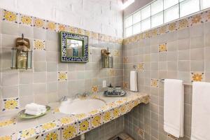 Rustic BR Downtown PV-Unique Vallarta Experience