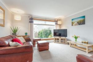James Robb Avenue - No 4