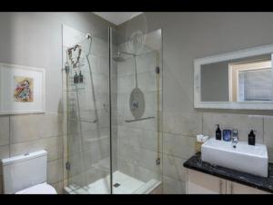 Merweda Wag-n-Bietjie on Dorp Street