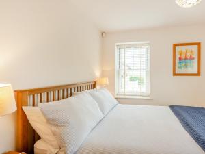 2 Bed in Brancaster Staithe KT179