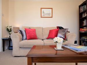 1 Bed in Appledore CAPTV