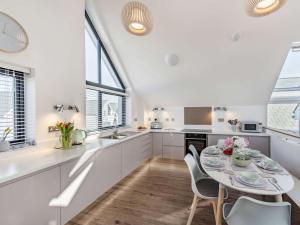 3 Bed in Westward Ho 75345