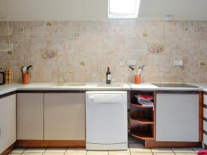 Rowan Tree Cottage - S4216