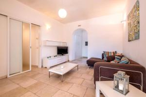 Villa Azzurrato by Villa Plus