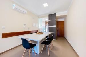 Praia de Palmas 400m do mar, perto do comércio - 0198