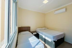 Praia de Palmas 400m do mar, perto do comércio - 0198