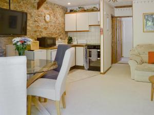 The Garden Room - 15536
