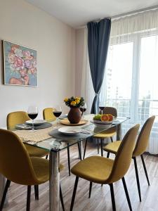 Rea Flora - Cozy Stay With Free Parking