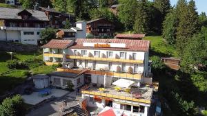 Adrenalin Backpackers Hotel