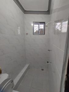 Flycationke Homes 2 Bedroom Apartment