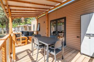 Maisons de vacances Camping La Yole : photos des chambres