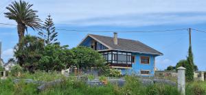 Casa Diego, primera línea de playa junto a las Catedrales
