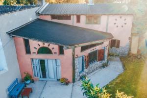 Casa con jardin y juegos Espacio Lamaka