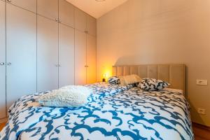 Flexible SelfCheckIns 129 - Zagreb - Garage - Loggia