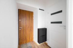 Embassy District Apartment by Bookinghost