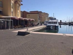 Au cœur du village de Gruissan