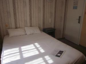 Hotels Hotel La Chaumiere : photos des chambres