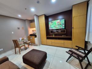 Flat Metrô Santana (Apto 104)