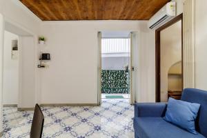 Plebiscito Apartment by Ele