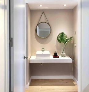 Apartamento de diseño con piscina