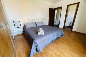 Casa con parrilla y cochera. Vista al Mar. 8 Pax.