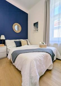 New Town Studio, free coffee