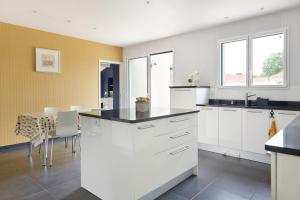 Villas La Tour Marechal - Gite d-exception avec piscine : photos des chambres