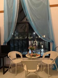 Cat Home Ao Nang Landmark