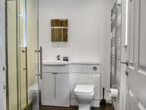 Cottage 1- Uk47770
