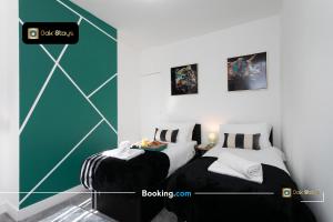 7Nights Reserve l 3 Bedroom Modern Apartment for 6 Guests in City Centre with Free Parking by Oak Stays Short Lets & Serviced Accommodations