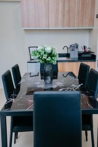 NEW Elegant 1BR Condo Cebu IT Park Hotspot