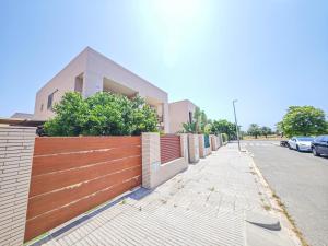 LITORAL COSTA DORADA - MAS DEN REIG Only families