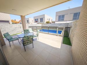 LITORAL COSTA DORADA - MAS DEN REIG Only families