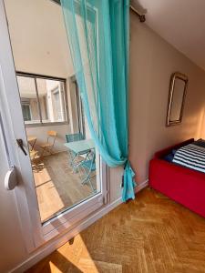 2 chambres, garage voiture, résidence calme