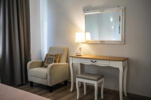 Apartments with parking space Rovinj - 24549