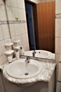 Apartments with parking space Vir - Lozice, Vir - 21047