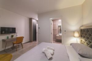 Seaside luxury villa with a swimming pool Trogir - 24341