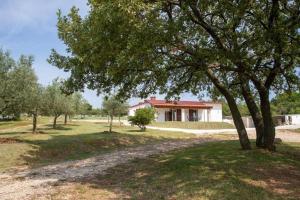 Family friendly house with a swimming pool Rovinjsko Selo, Rovinj - 24401