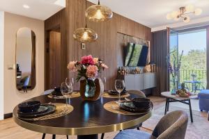 Golden Hour Apartments- Loft H 214