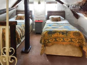 Childe Of Hale Cottage - 27896