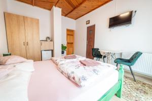 Pokoje nad jeziorem Mikołajki