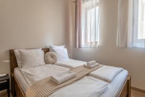 Central Paulay Ede Street Dual - Key Apartment