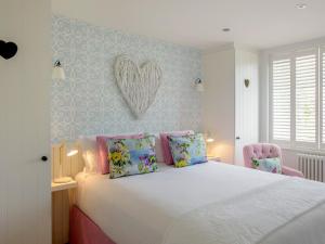 The Hedgehog-Uk46923